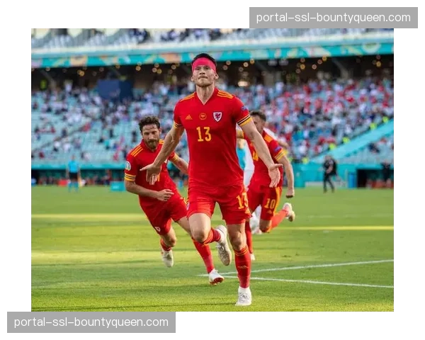 “足球回家”项目：都灵俱乐部开放训练课接待乌克兰难民儿童